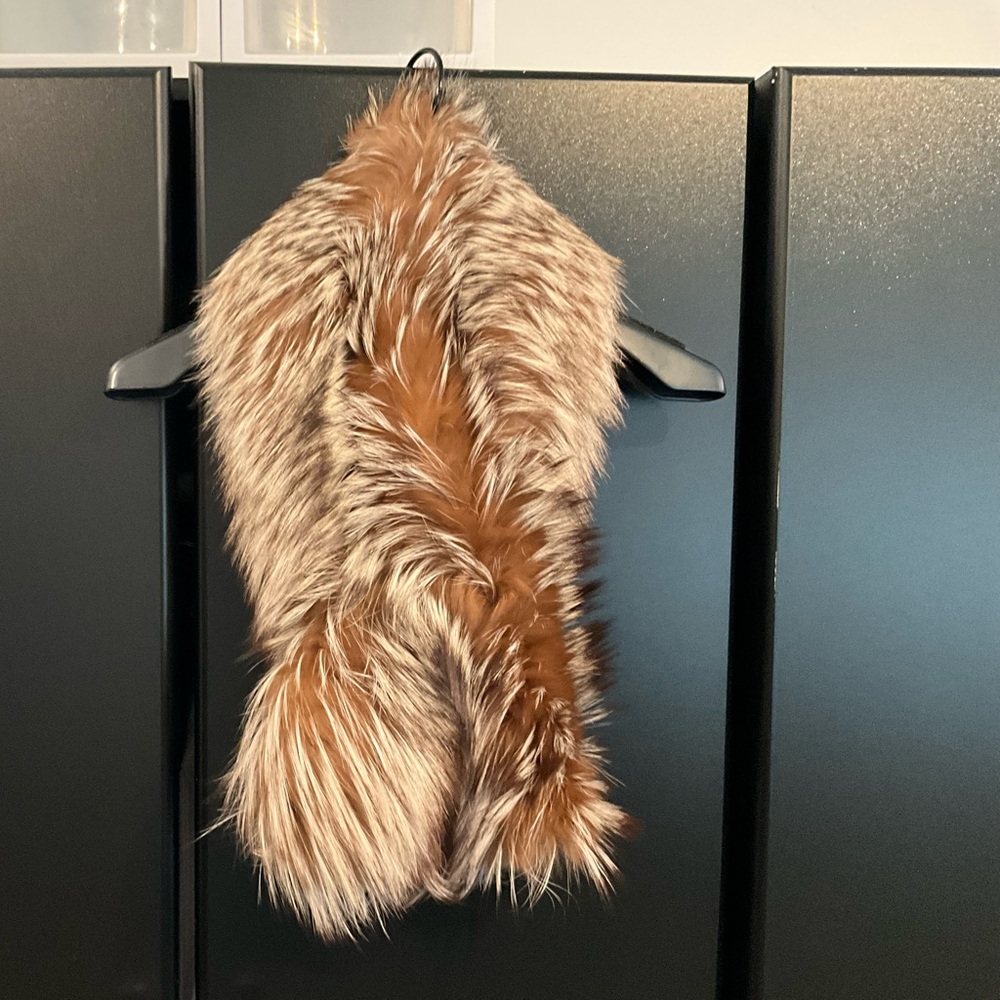 NWT Fox fur stole from Saks Fifth Avenue. Sale proceeds go to animal rescue